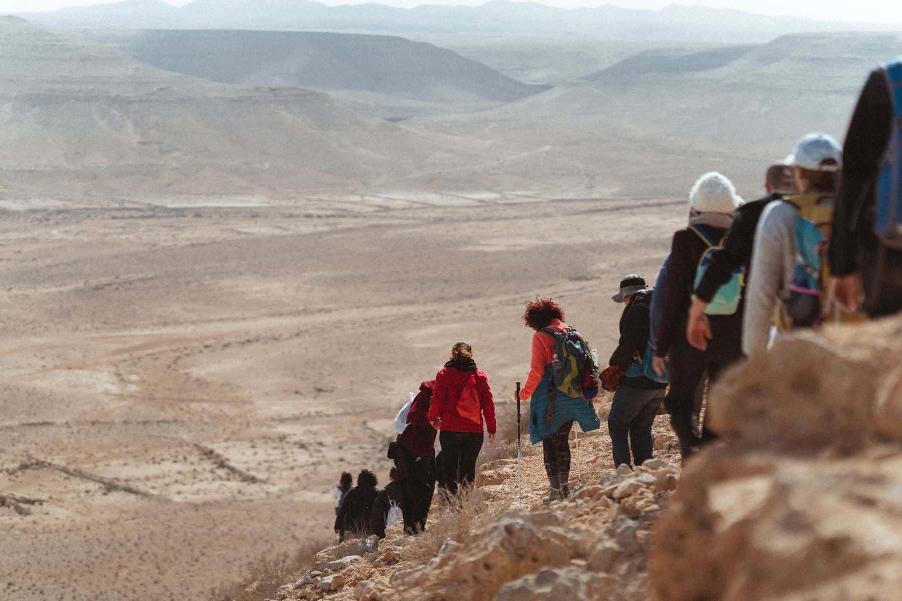 הליכה בנוף המדברי בריטריט